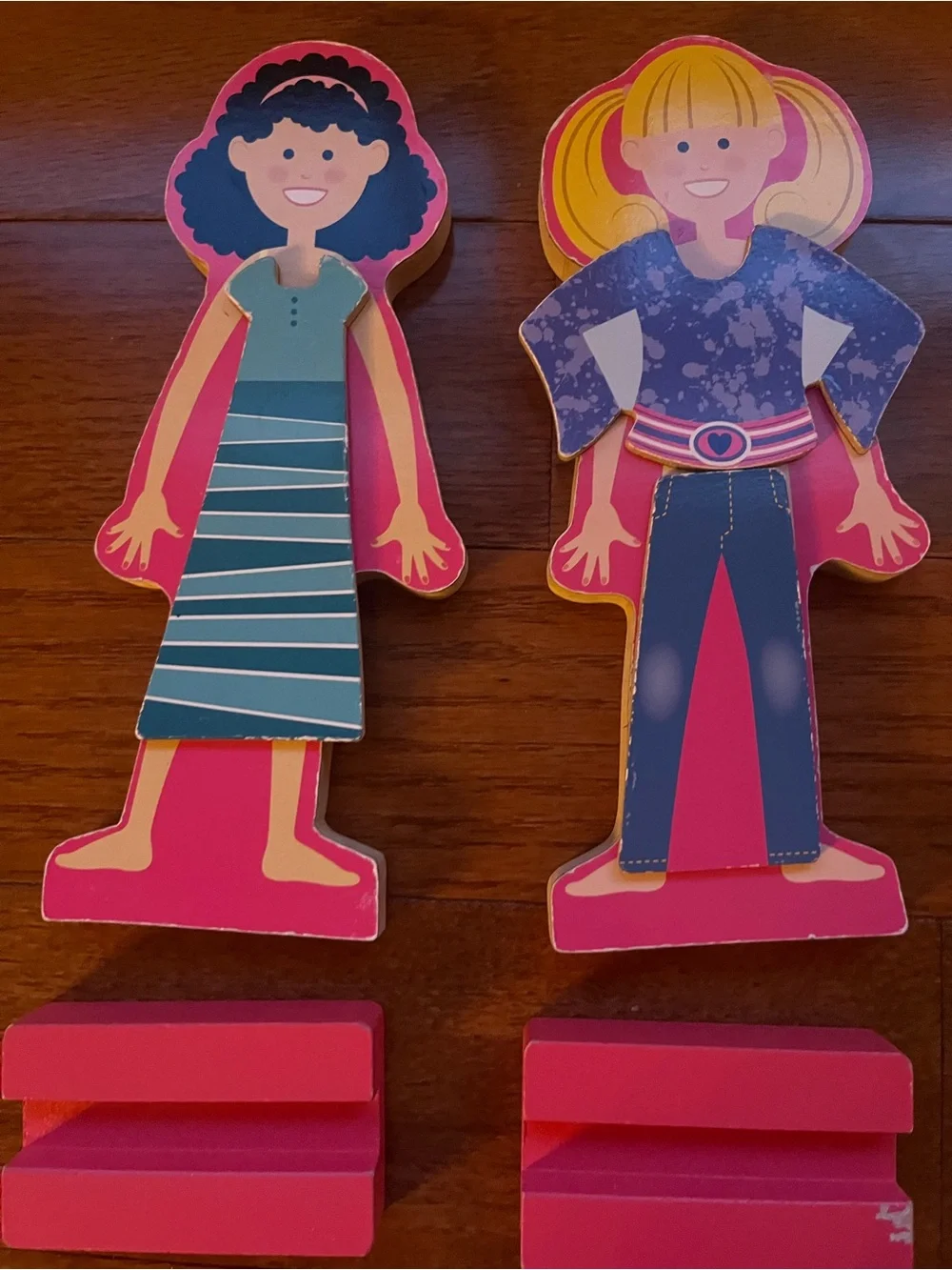 Melissa & Doug Abby and Emma Magnetic Dress-Up Dolls and Accessories